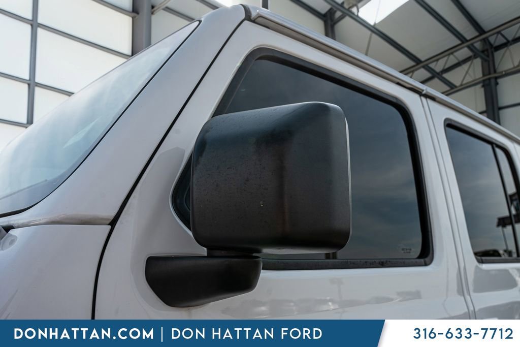 Used 2019 Jeep Wrangler Unlimited Sahara image 27