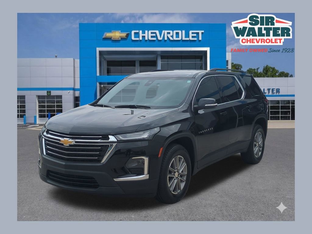 Used 2024 Chevrolet Traverse LT FWD image 1