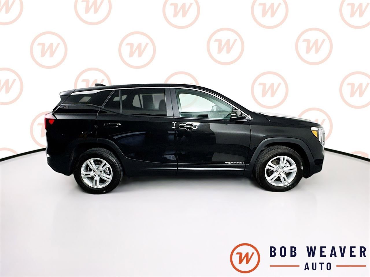 Used 2022 GMC Terrain SLE AWD/4WD image 9