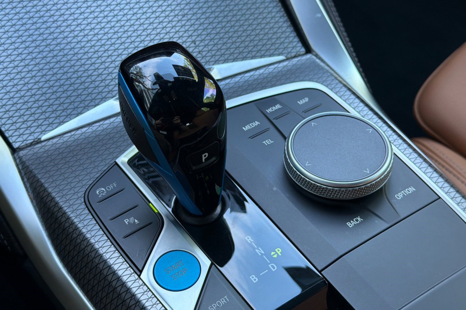 Certified 2023 BMW i4 M50 w/ Premium Package image 27