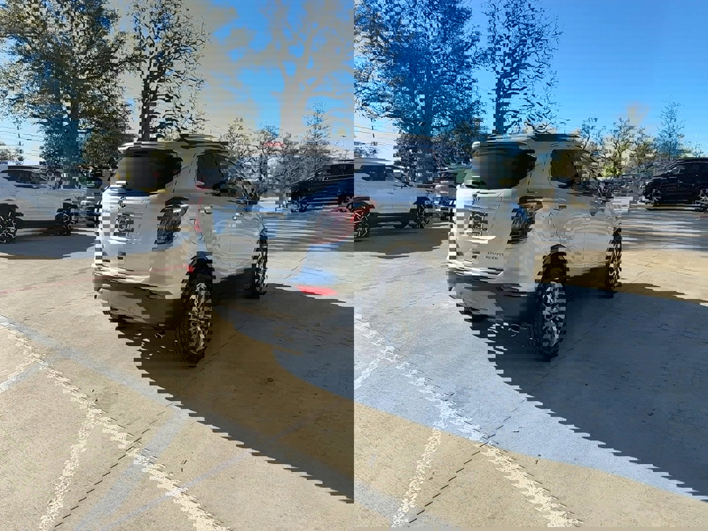 Used 2019 Buick Encore Preferred w/ Safety Package image 6