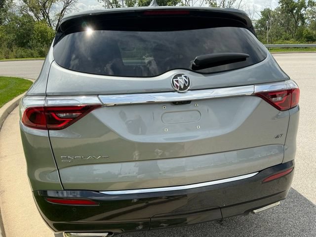 Used 2023 Buick Enclave Essence w/ Experience Buick Package AWD/4WD image 10