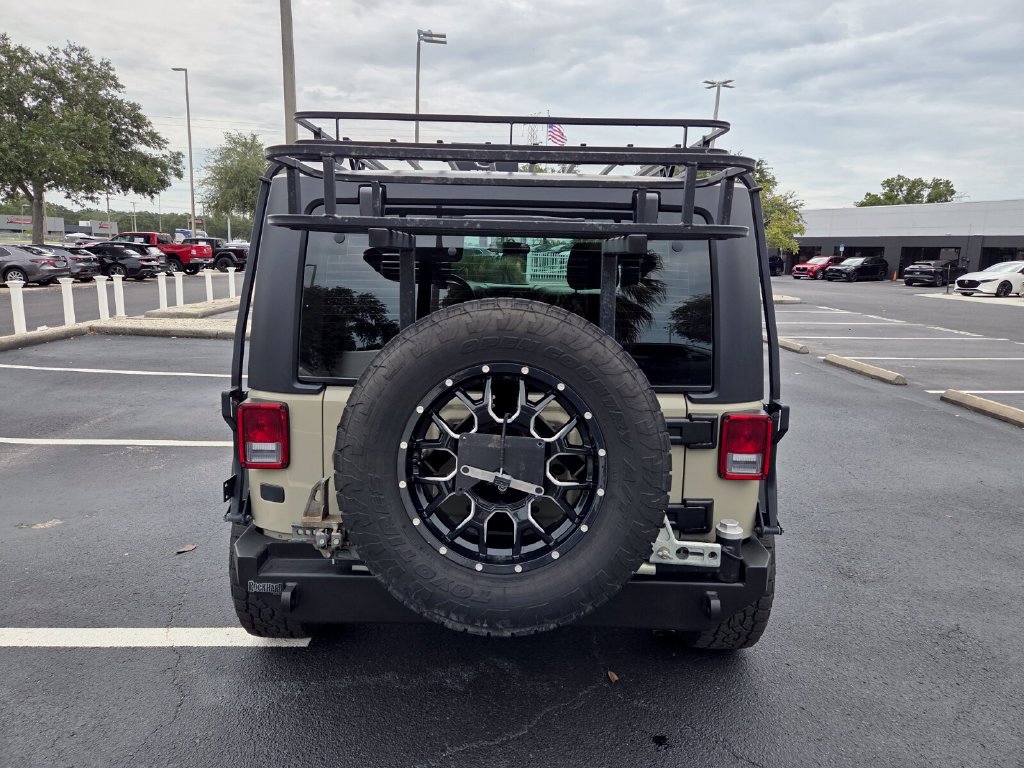Used 2018 Jeep Wrangler Sport w/ Connectivity Group AWD/4WD image 11