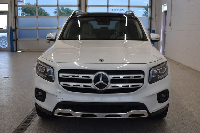 Used 2022 Mercedes-Benz GLB 250 4MATIC image 3