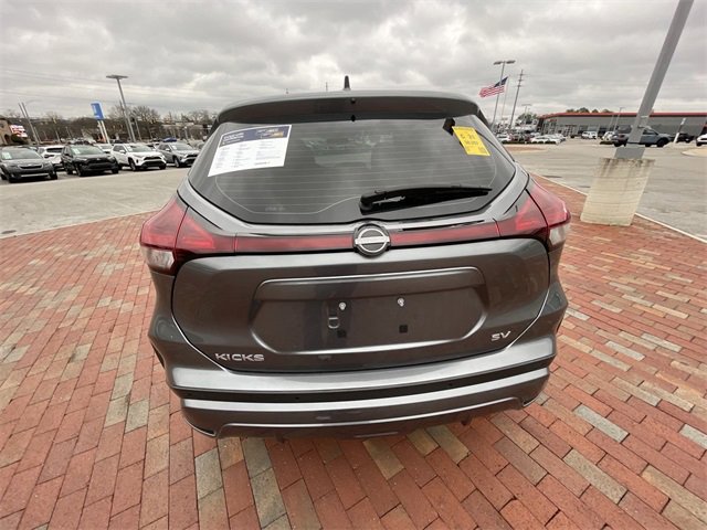 Used 2022 Nissan Kicks SV image 16