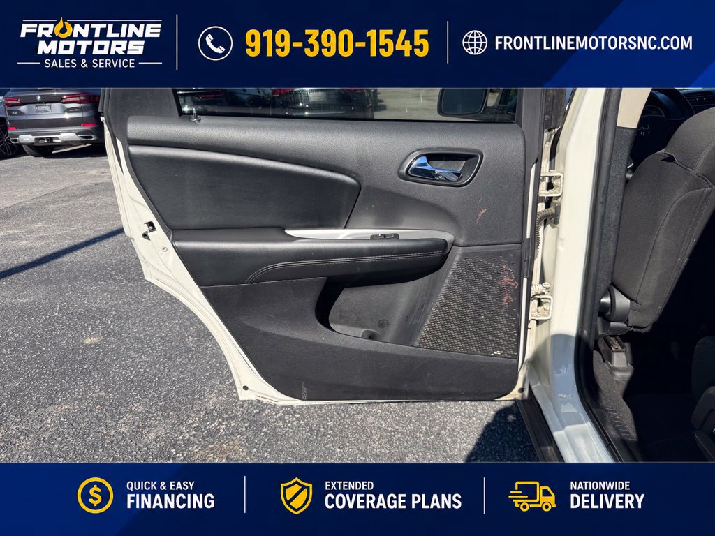 Used 2019 Dodge Journey SE FWD image 18
