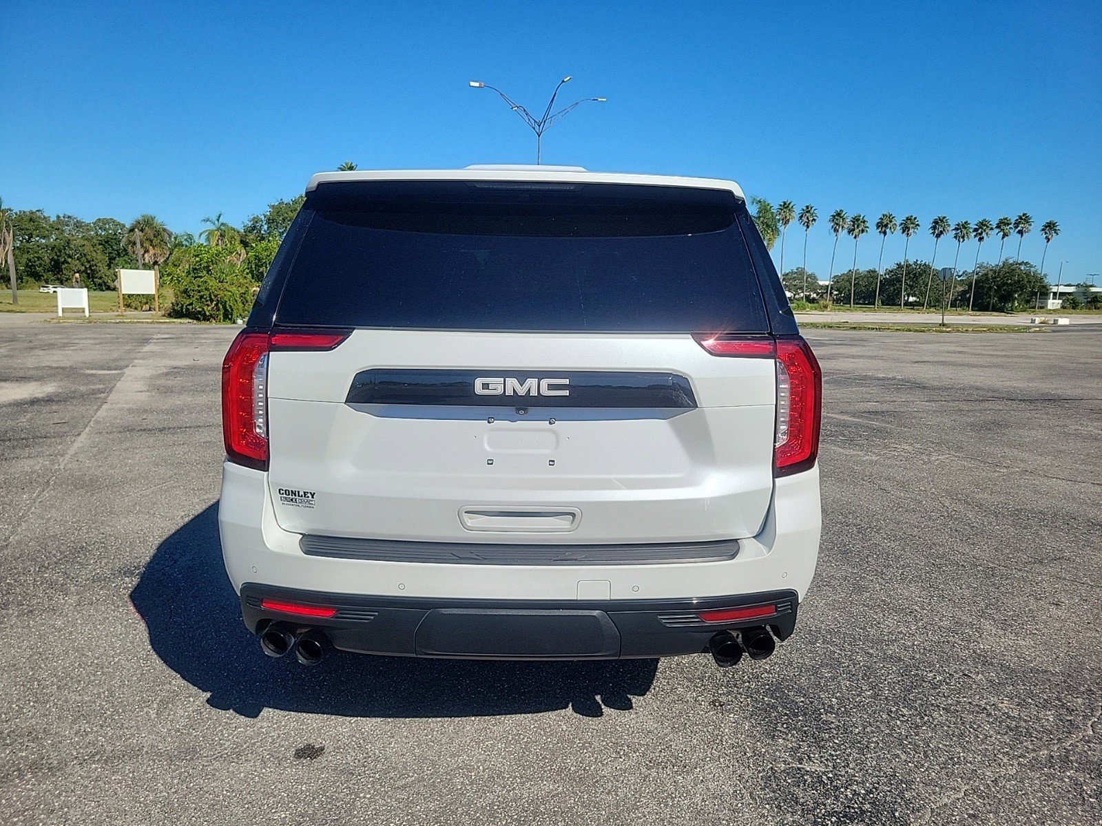 Certified 2022 GMC Yukon Denali image 8