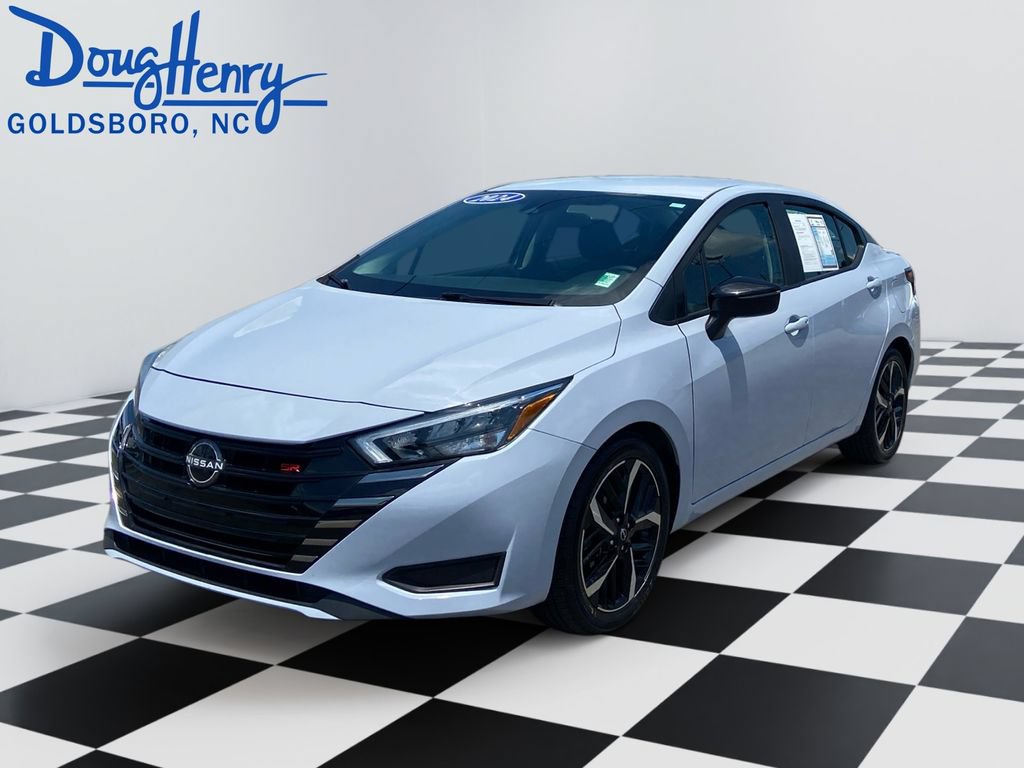Used 2024 Nissan Versa SR FWD image 1