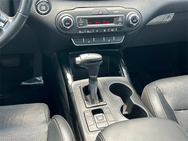 Used 2019 Kia Sorento SX image 17