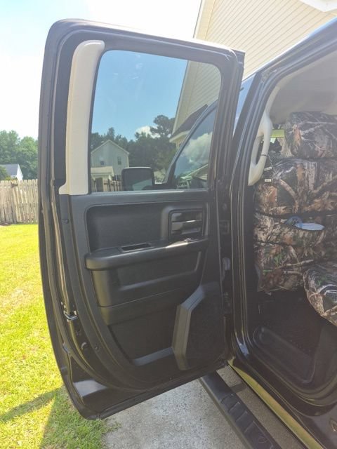 Used 2018 RAM 1500 Express w/ Black Ram 1500 Express Group RWD image 6