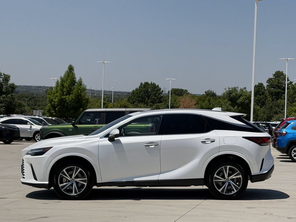 Used 2023 Lexus RX 350h w/ Accessory Package (P3) AWD/4WD image 3