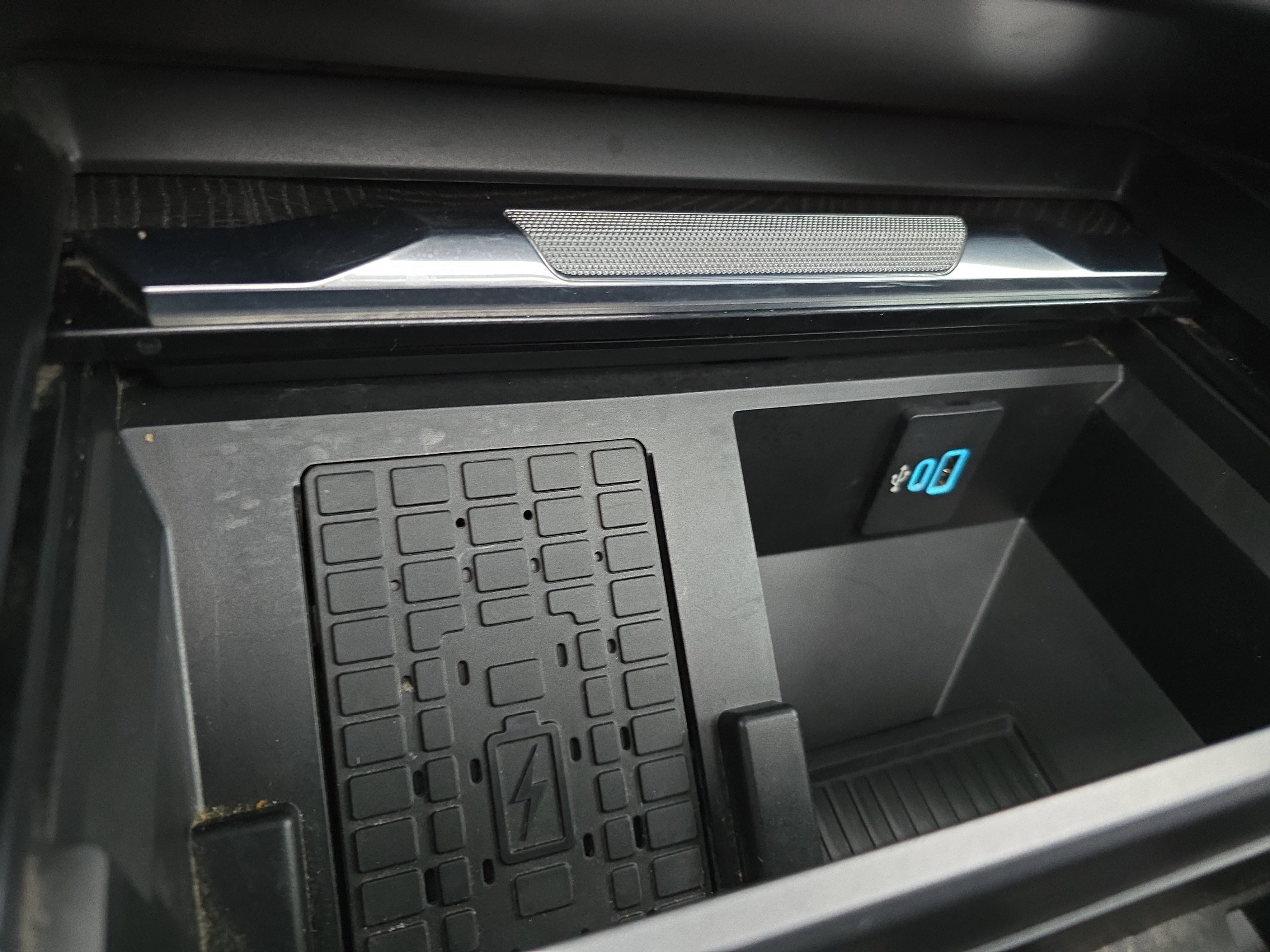 Used 2024 Ford F350 Platinum image 40