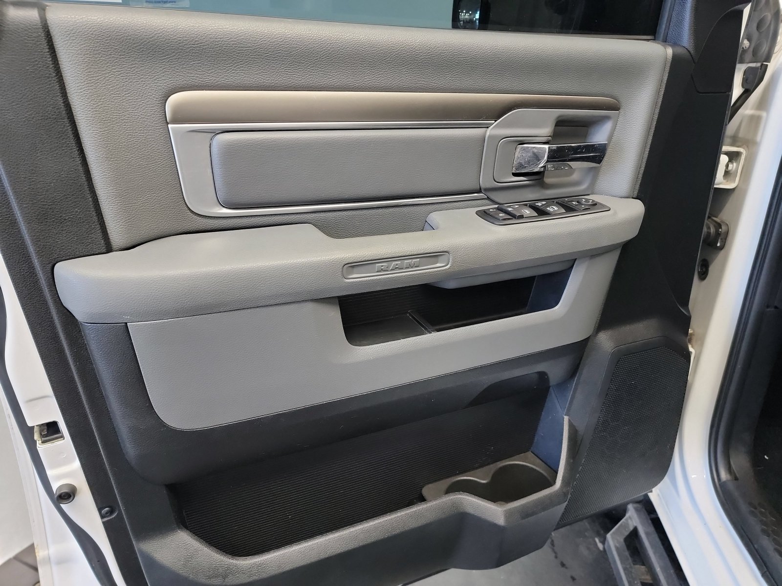 Used 2016 RAM 1500 Big Horn AWD/4WD image 13