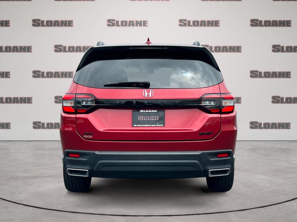 Used 2023 Honda Pilot Sport image 4
