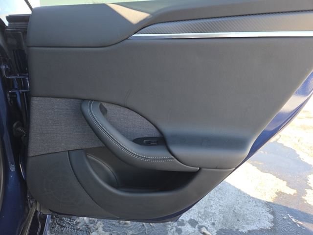 Used 2022 Tesla Model S Plaid image 21