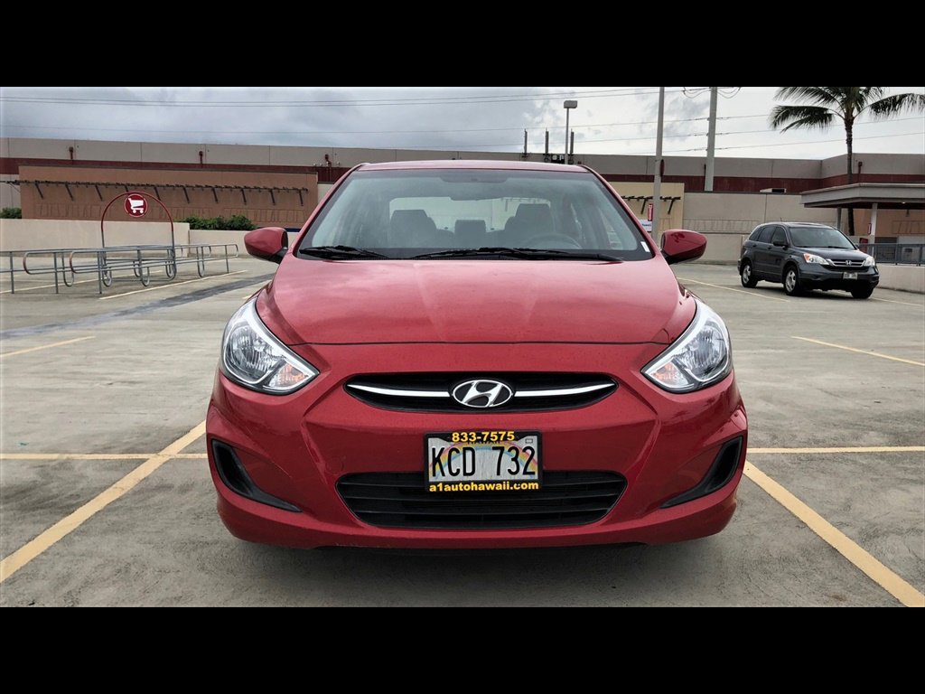 Used 2015 Hyundai Accent GLS FWD image 2