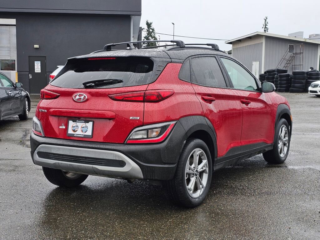 Used 2023 Hyundai Kona SEL image 7