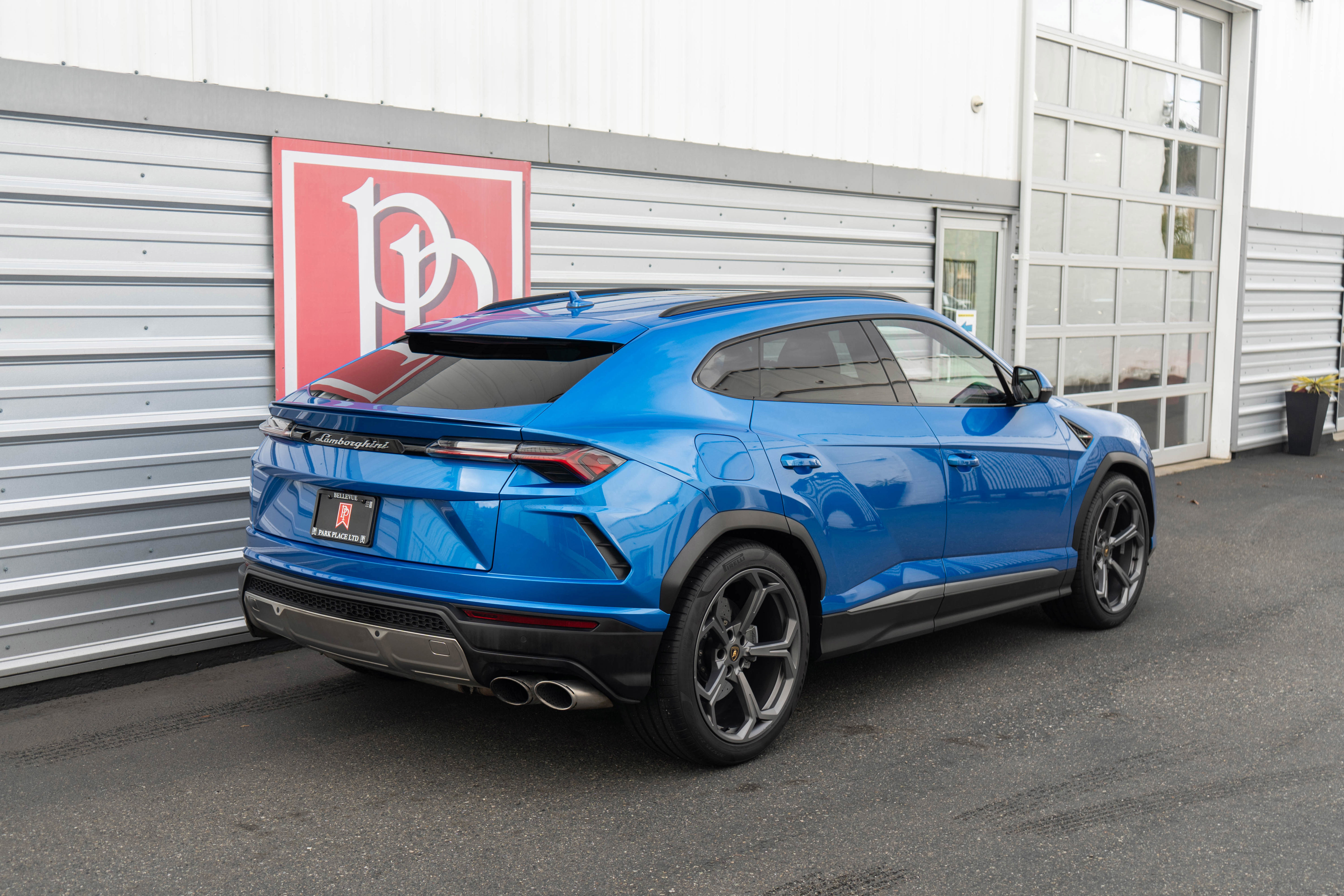 Used 2021 Lamborghini Urus image 34