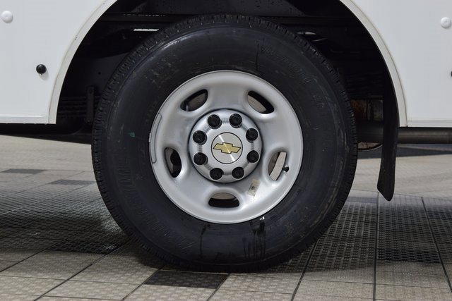 New 2026 Chevrolet Express 3500 w/ Power Convenience Package image 14
