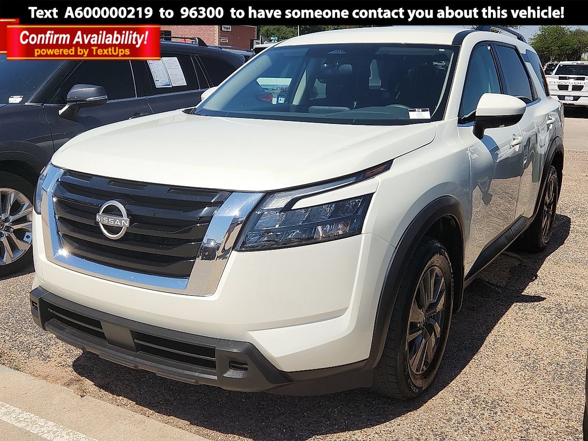 Used 2024 Nissan Pathfinder SV FWD image 1