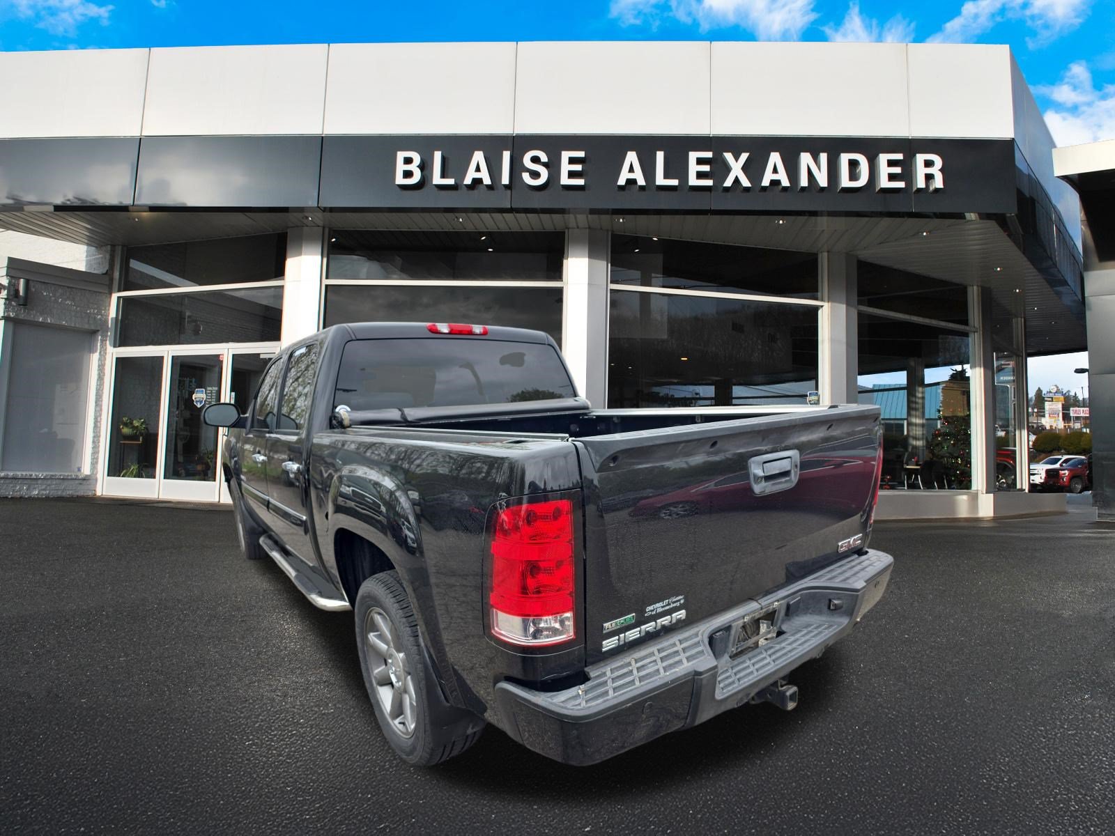 Used 2012 GMC Sierra 1500 Denali AWD/4WD image 6