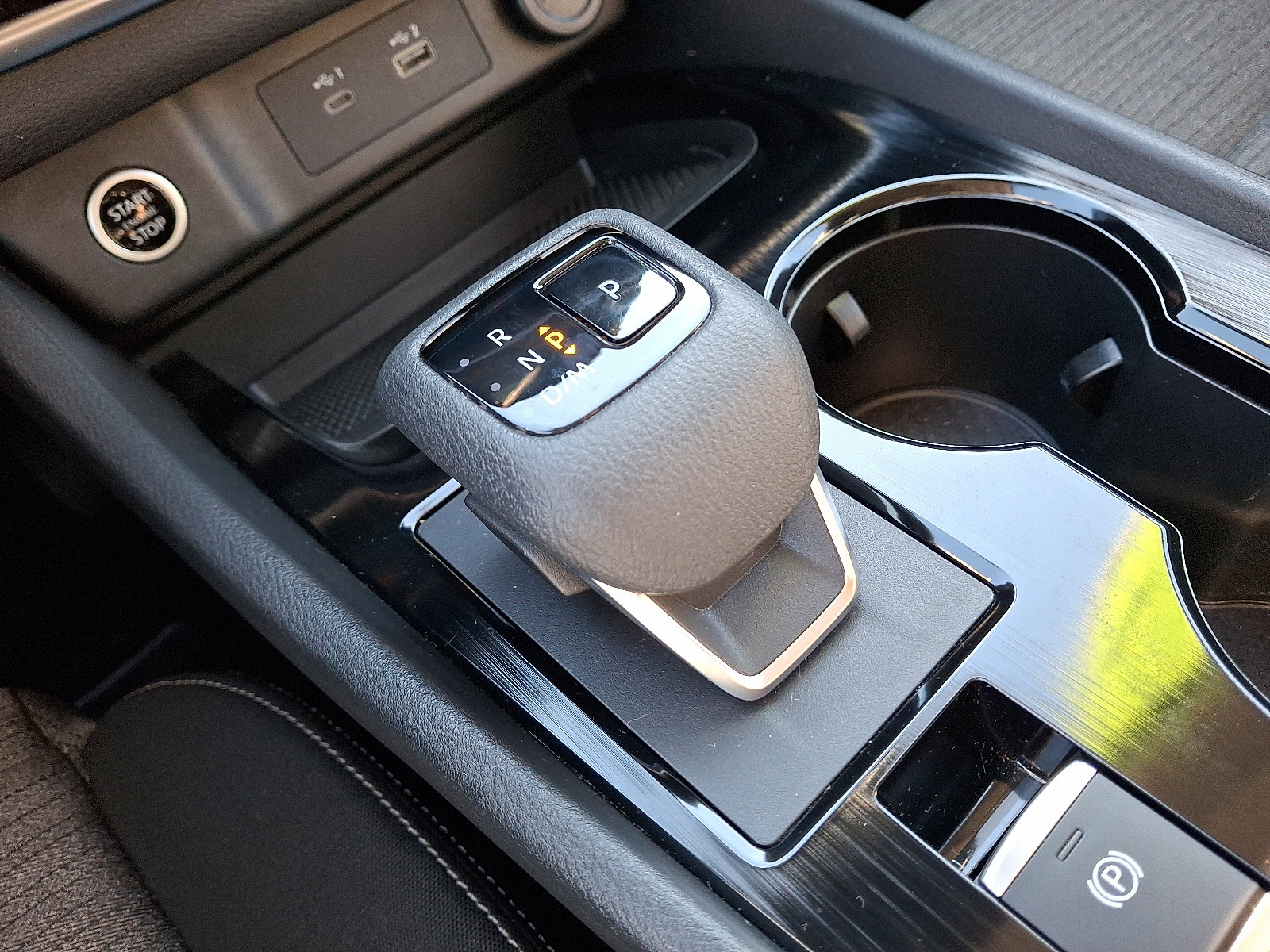 Used 2021 Nissan Rogue SV image 14