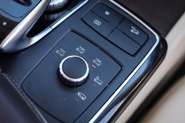Used 2018 Mercedes-Benz GLE 350 4MATIC image 38