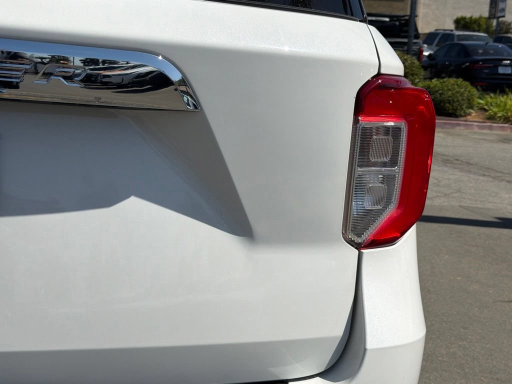Certified 2021 Ford Explorer XLT RWD image 17