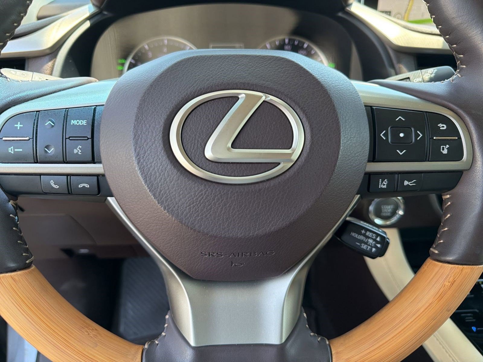 Used 2019 Lexus RX 350 AWD w/ Navigation Package image 18