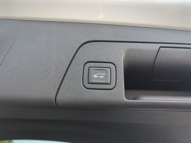 New 2025 Buick Envision Avenir image 7