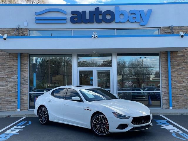 Used 2023 Maserati Ghibli Trofeo image 7