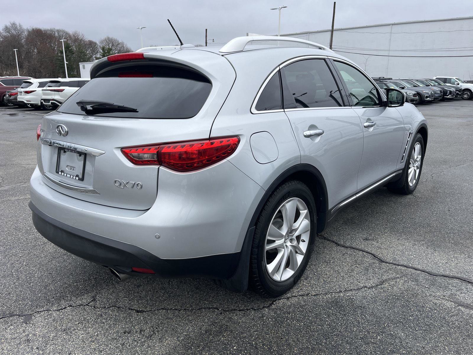 Used 2014 INFINITI QX70 AWD image 3