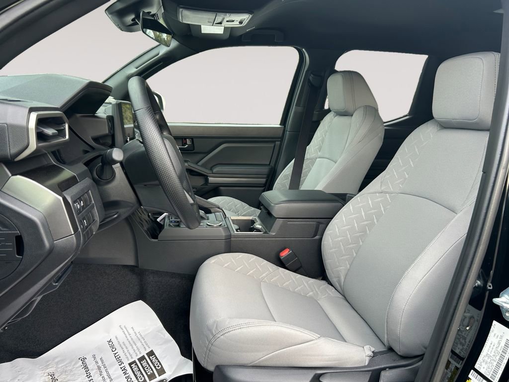 Used 2025 Toyota Tacoma SR5 image 9