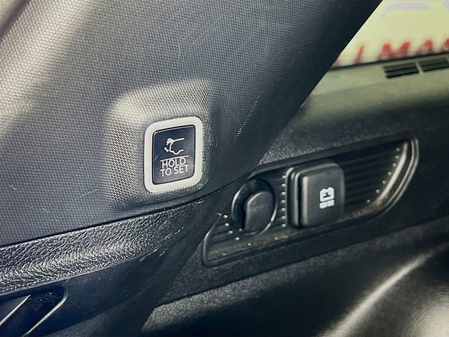 Used 2024 Jeep Grand Cherokee Altitude RWD image 26