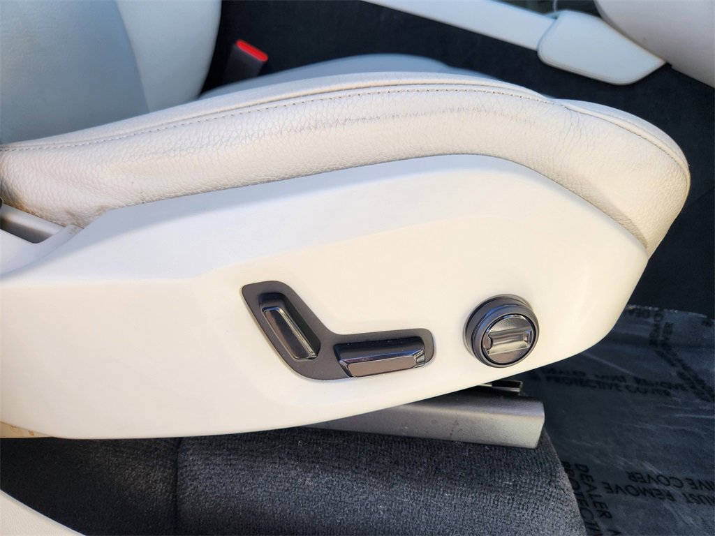 Used 2023 Volvo XC90 B6 Plus w/ Protection Package Premier image 19