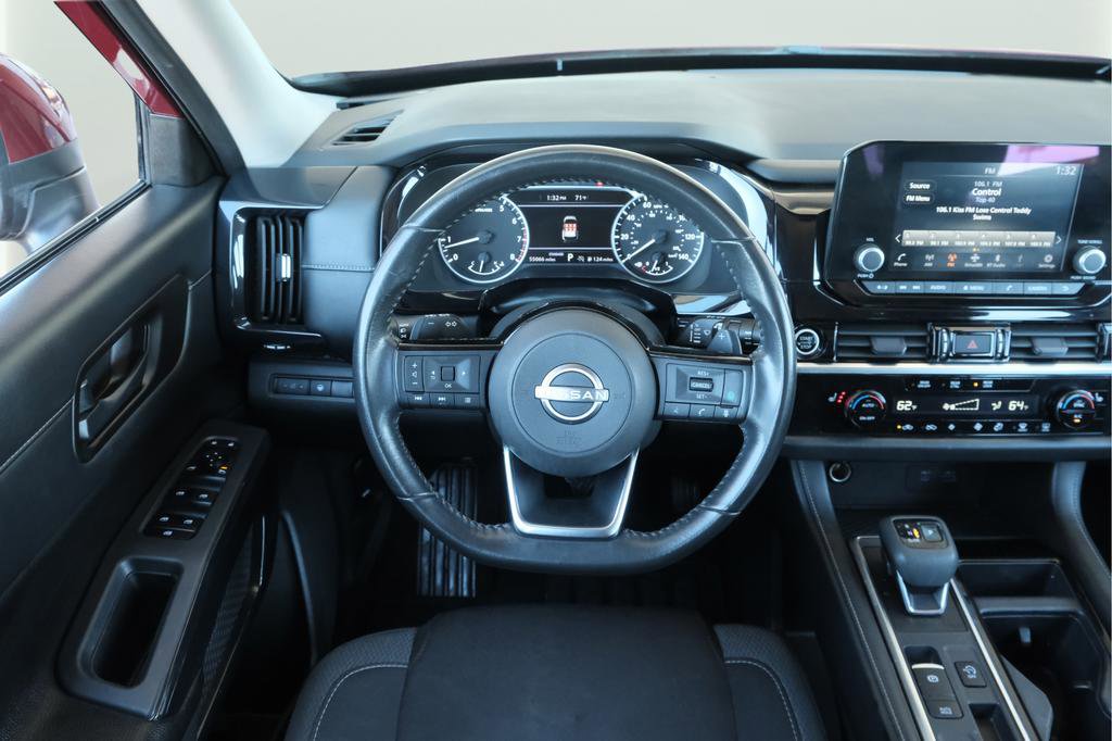 Used 2023 Nissan Pathfinder SV image 25