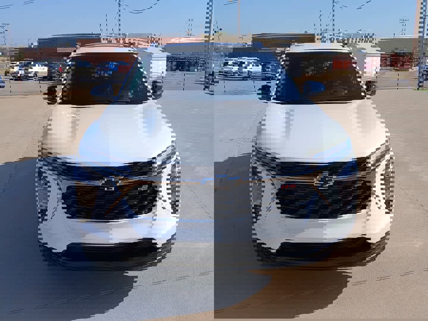 New 2026 Chevrolet Trax RS w/ Sunroof Package image 10