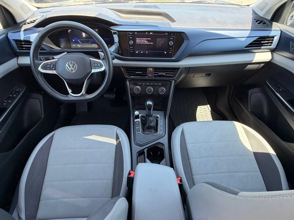 Used 2022 Volkswagen Taos SE FWD image 12