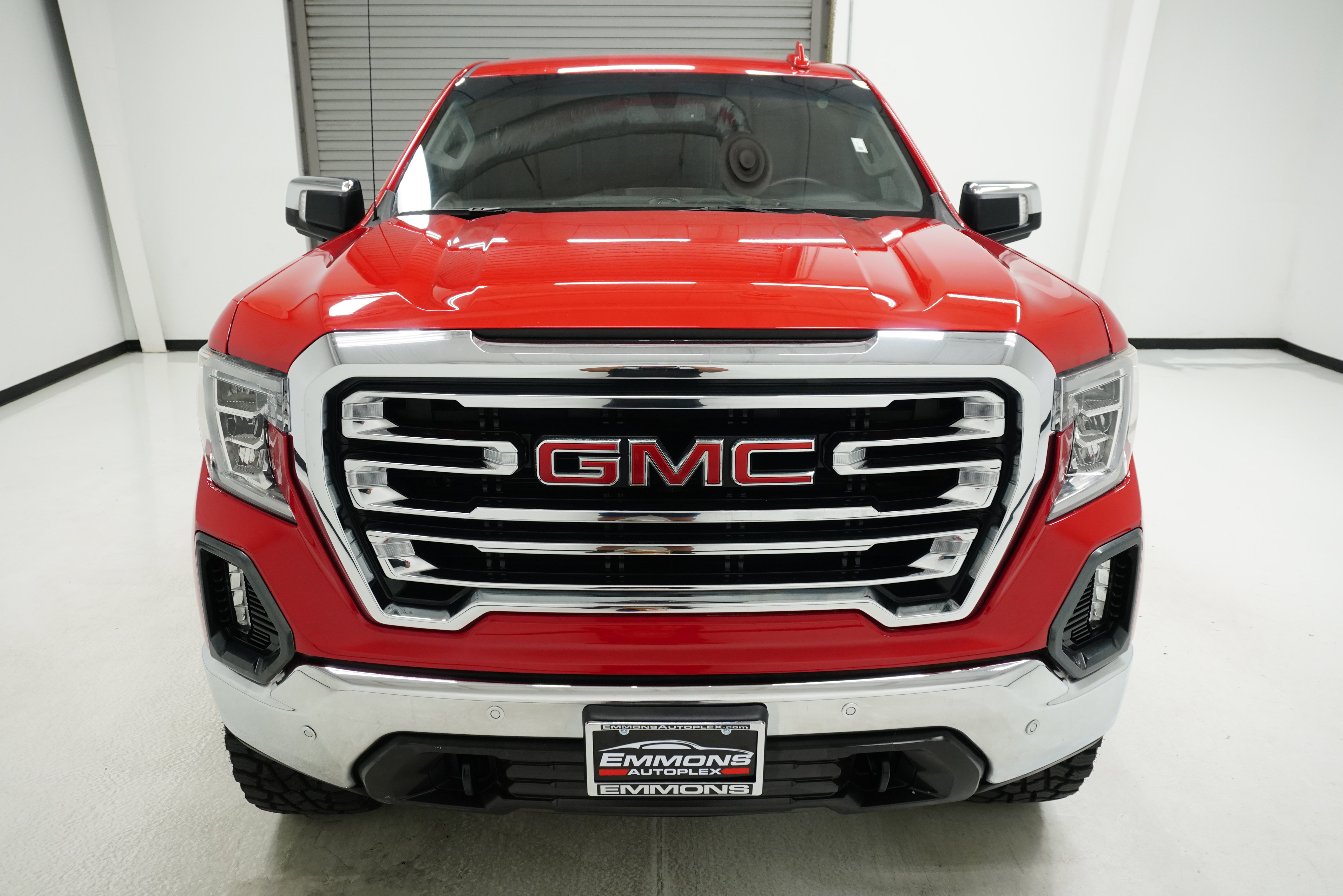 Used 2019 GMC Sierra 1500 SLT AWD/4WD image 2