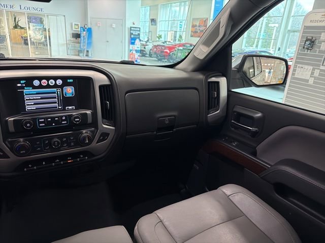 Used 2018 GMC Sierra 1500 SLT w/ SLT Premium Package image 29