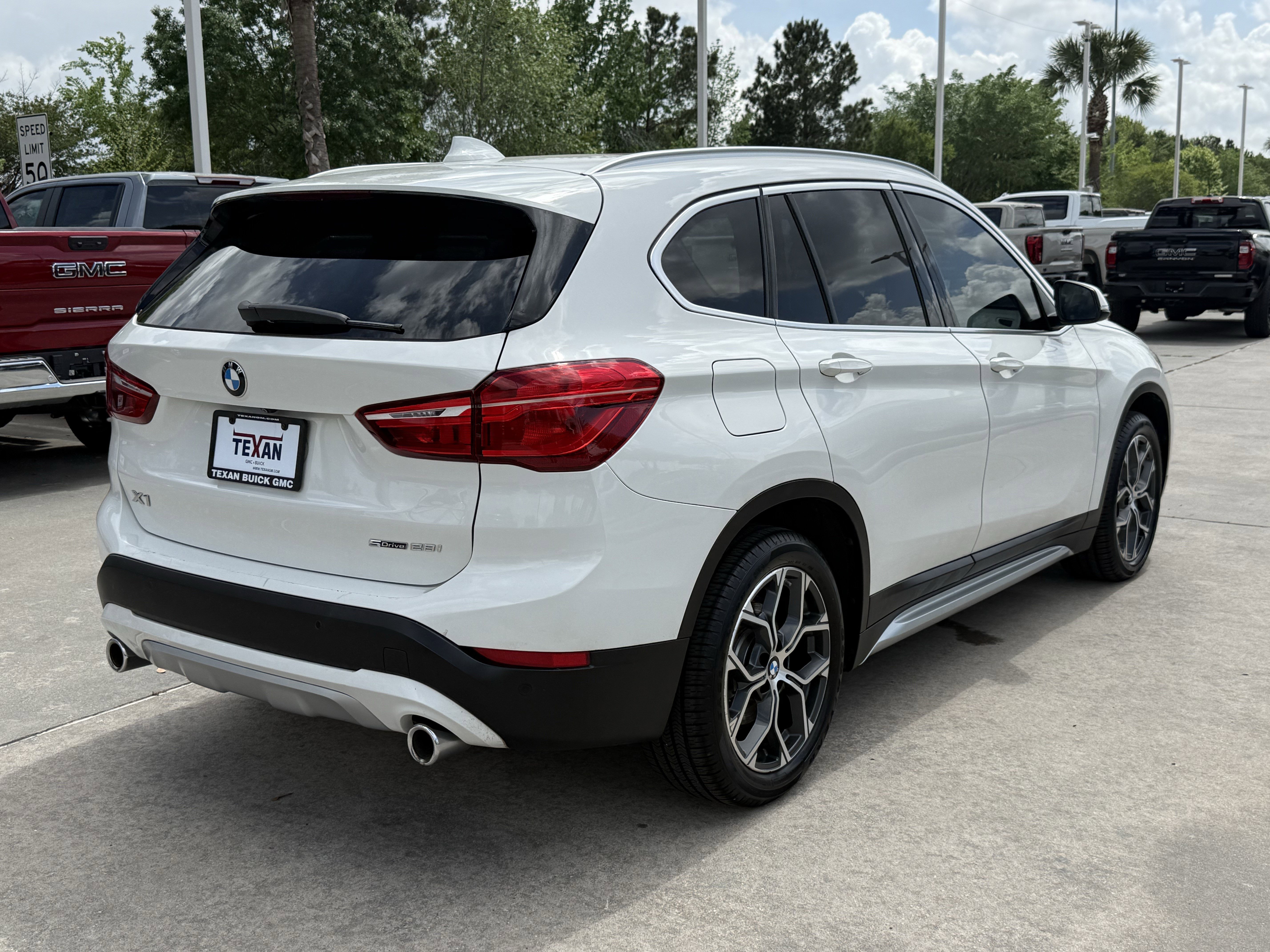 Used 2021 BMW X1 sDrive28i w/ Convenience Package image 6