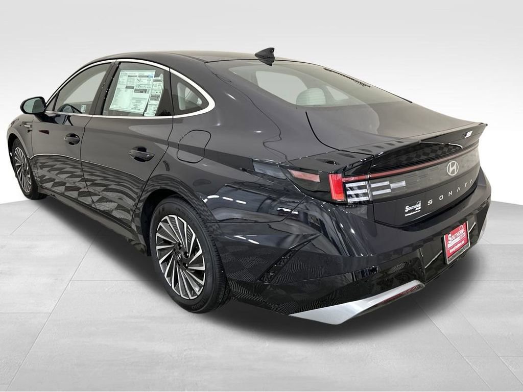 Used 2025 Hyundai Sonata SEL video 3