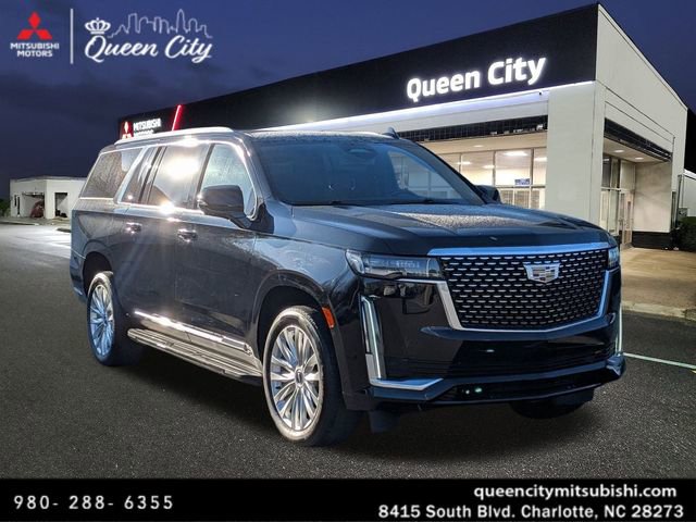 Used 2022 Cadillac Escalade ESV Luxury image 1
