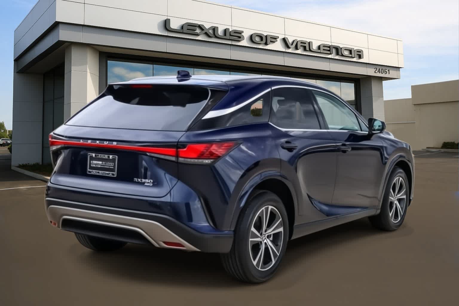 Used 2024 Lexus RX 350 Premium w/ Convenience Package AWD/4WD image 4
