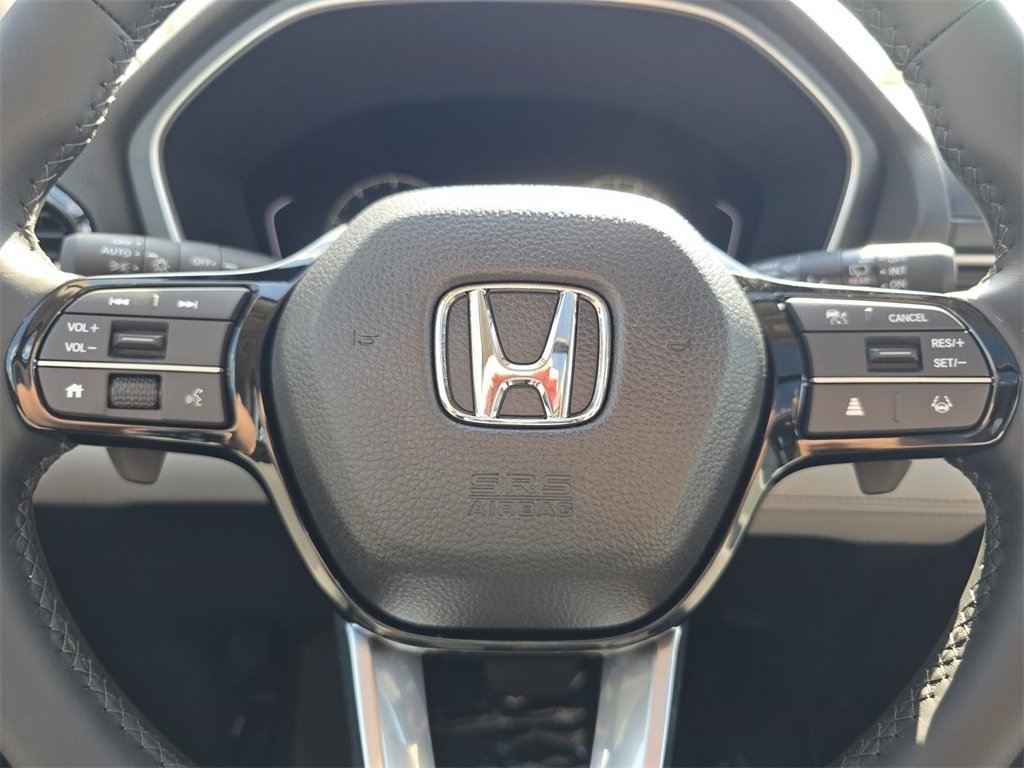 New 2025 Honda Pilot Touring image 29