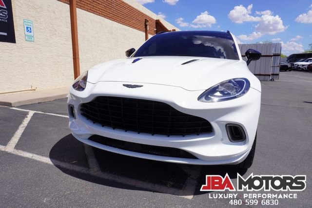 Used 2022 Aston Martin DBX image 18