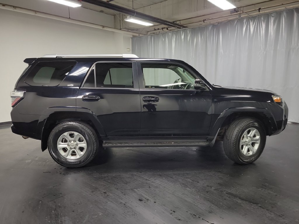 Used 2017 Toyota 4Runner SR5 Premium AWD/4WD image 9