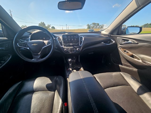 Used 2024 Chevrolet Malibu LT FWD image 12