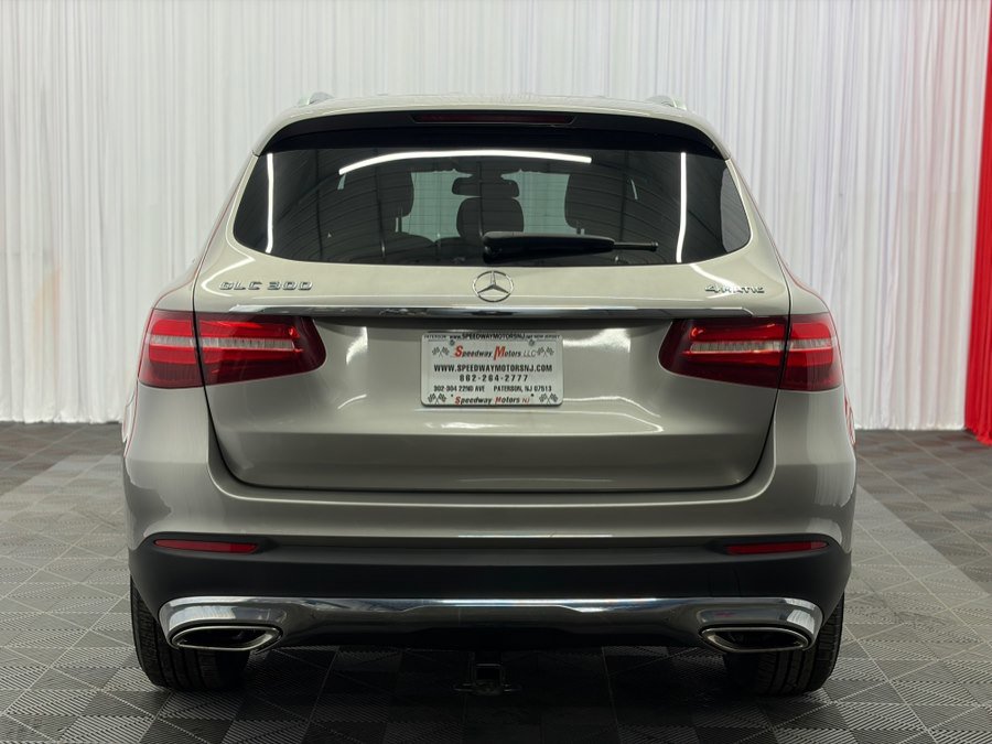 Used 2019 Mercedes-Benz GLC 300 4MATIC w/ Premium Package image 7