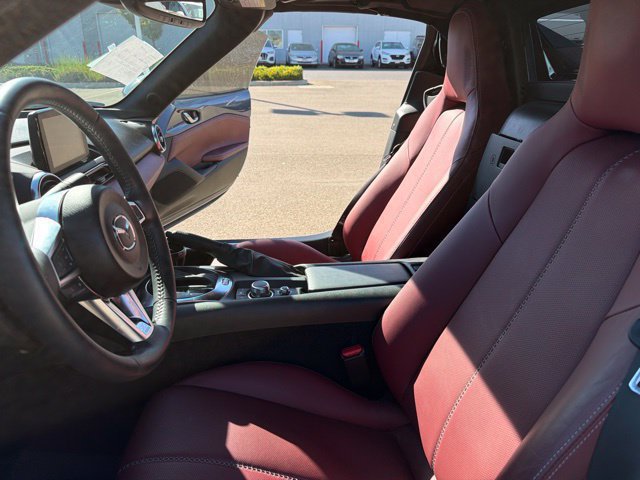 Used 2020 MAZDA MX-5 Miata RF Grand Touring RWD image 9